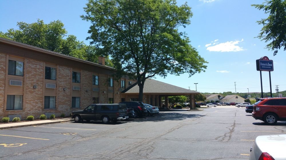 Americinn By Wyndham Delafield Exterior photo